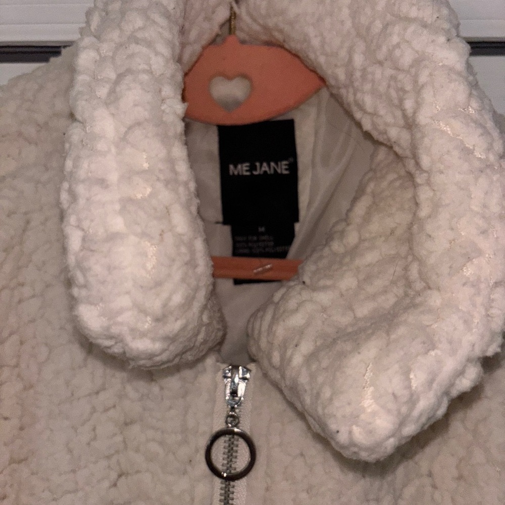 Cozy White Sherpa Jacket cream zip front me Jane brand like new - Picture 9 of 14